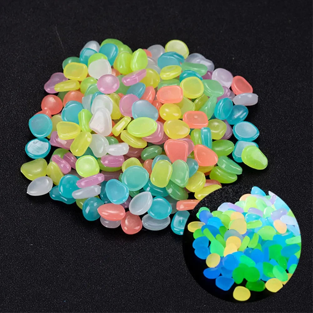 100Pcs Pebbles Glow In The Dark Pebbles Glowing Stones Fish Tank Aquarium Decor Rocks Pebbles for Garden Yard Patio DIY Stones